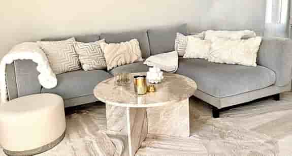 Soffa med divan
