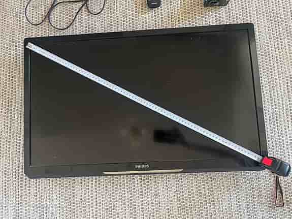 Philips TV 32 tum svart (50-60hz)