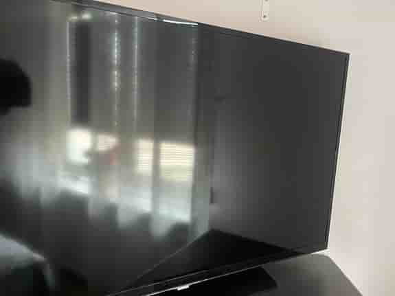 Samsung UE40H4205AW tv 40 tum svart