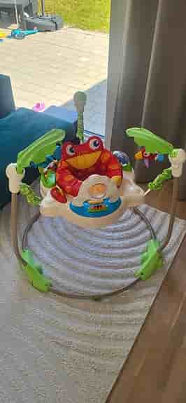 Fisher-Price hoppgunga med aktivitetsleksaker