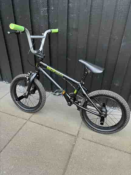 BMX-cykel barn, svart med svarta pegs, PRO 16”