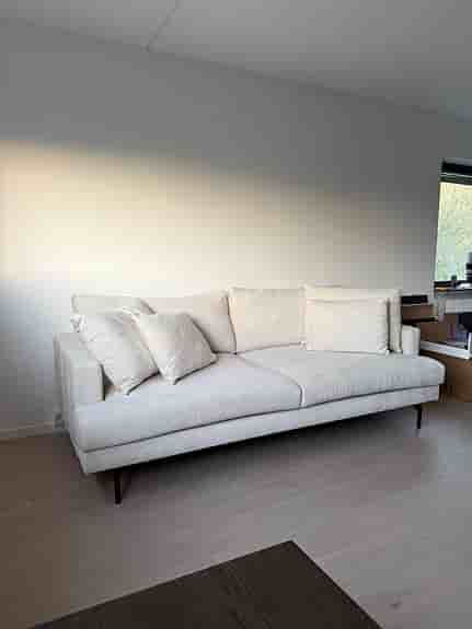 4-sits Menard soffa nyskick