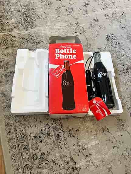 Coca-Cola Bottle Phone fast telefon svart