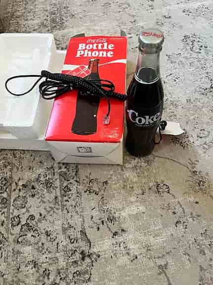 Coca-Cola Bottle Phone fast telefon svart