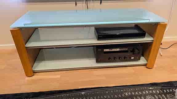 Stereomöbel Soundstyle, Tv-bänk.