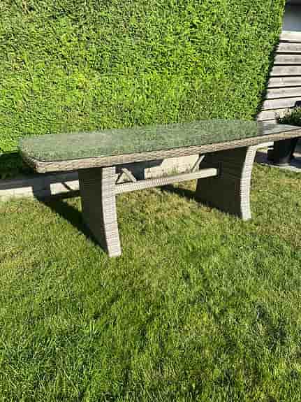 Trädgårdsbord