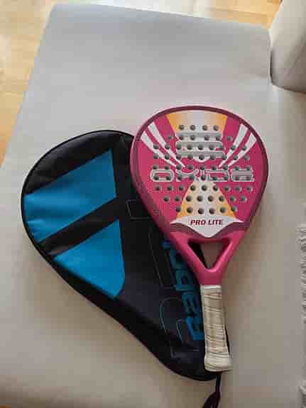 Padelrack med fodral.