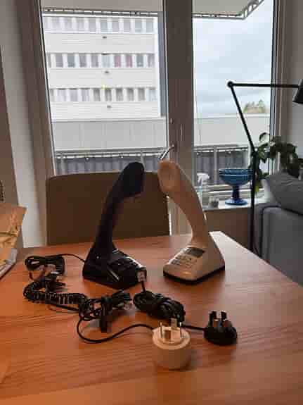 2st Telia Kobra Hemtelefoner. Inkl sladd