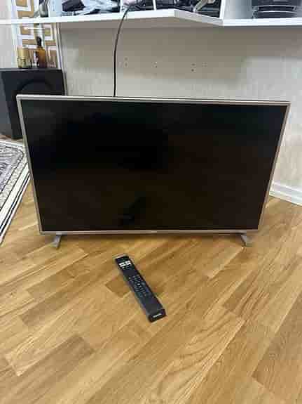 Philips 32PFS6906/12 LED‑TV 32 tum svart