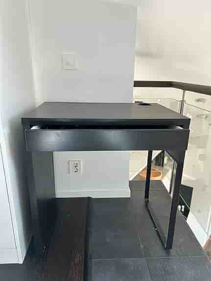 IKEA Micke skrivbord & Renberget skrivbordsstol i bra skick!