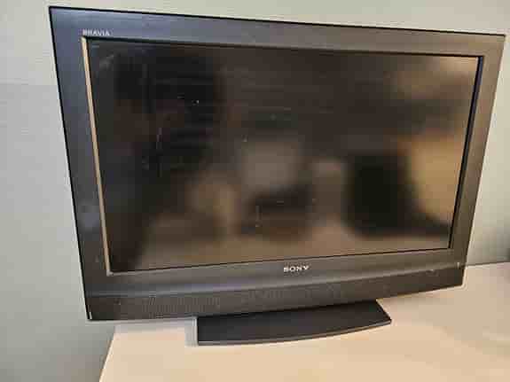Sony Bravia KDL-32U2000 LCD TV
