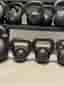 Komplett kettlebell-set med ställ för hemmagym (olika vikter)