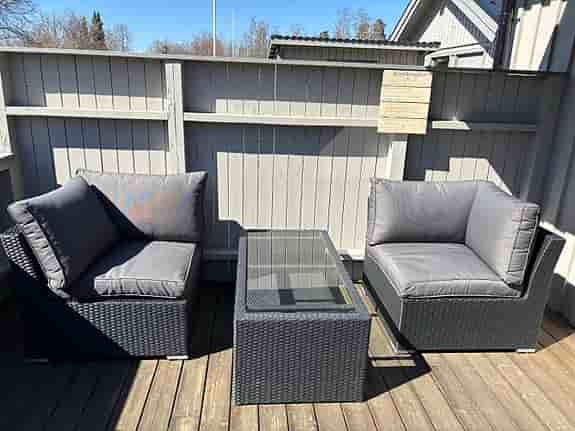 Okänt märke loungeset utemöbler rotting glasbord grå