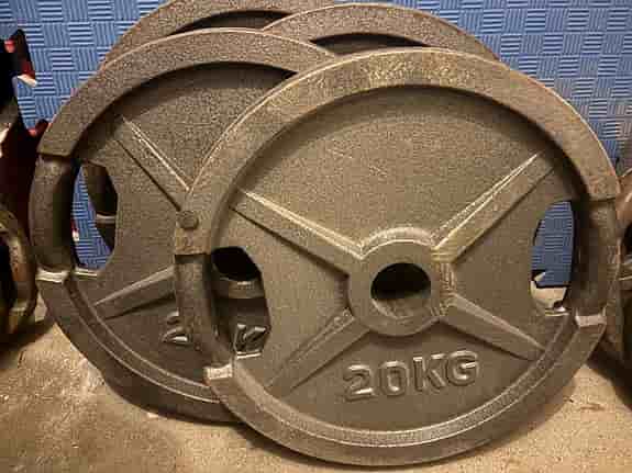 Skivstänger, viktskivor, Kettlebell m.m. + 40m2 Budo Nord - 44 mm pusselmatta