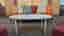 Beige ovalt soffbord/ute bord