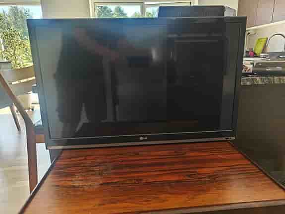 LG 32" LED-TV 32LS560T (Full-HD)