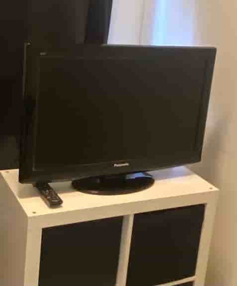 TV - Panasonic 32"