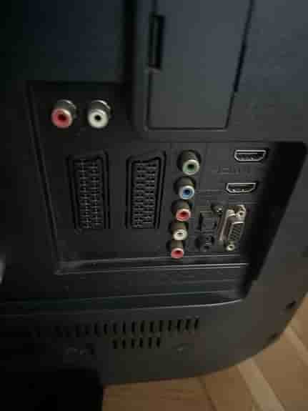 Sony KDL-32W5500 LCD TV 32 tum svart