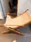 Berga Form solstol i teak med beige tyg