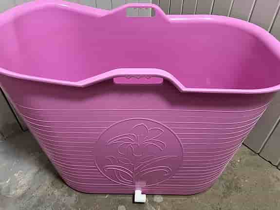Rosa plastbadkar/badbalja m,propp