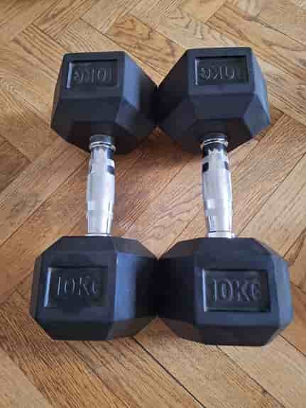 10 kg hantlar – stabila och i gott skick