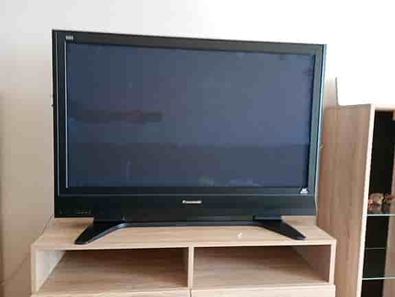 Panasonic 42 tum plasma tv