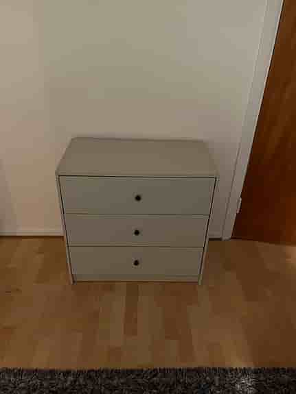IKEA byrå med 3 lådor vit