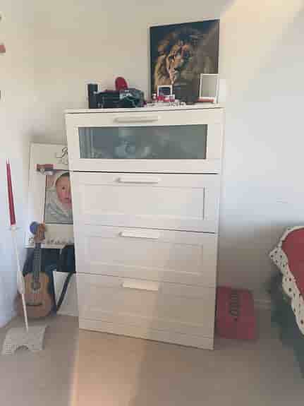 VIT BYRÅ - från IKEA