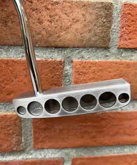 Edel The Brick putter med Golf Pride-grepp