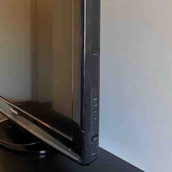 Panasonic TV 32 tum