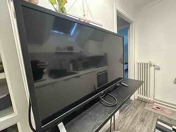 LG TV 32”