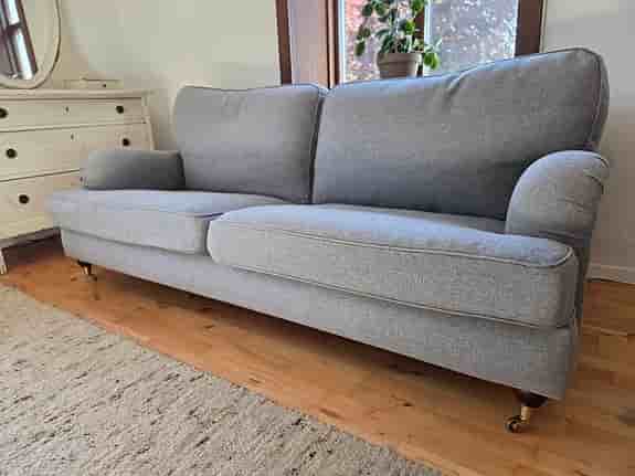 2,5-sits Howardsoffa
