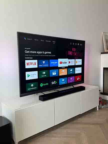 PHILIPS 65PUS7502/12 65" LED-TV med 4K, Ambilight + TV Bänk