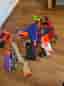 Nerf leksakspistoler och gevär med pilar