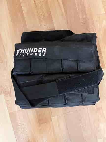 Thunder Fitness viktväst svart- 20 kg