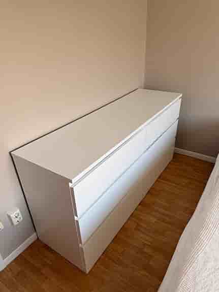 IKEA MALM byrå med dekorplast säljes