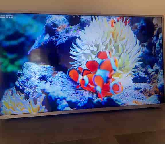 Philips 50” 4K Smart-TV (50PUS7555/12) + väggfäste