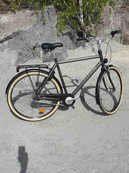 Monark herrcykel 28" ram 59 cm svart i perfekt skick