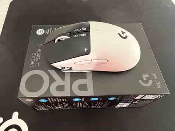 Logitech G Pro X2 Superlight trådlös gamingmus