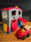 Fisher-Price Little People brandstation med figurer