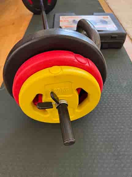 Hantelset 20 kg och kettlebell 12 kg + övriga vikter