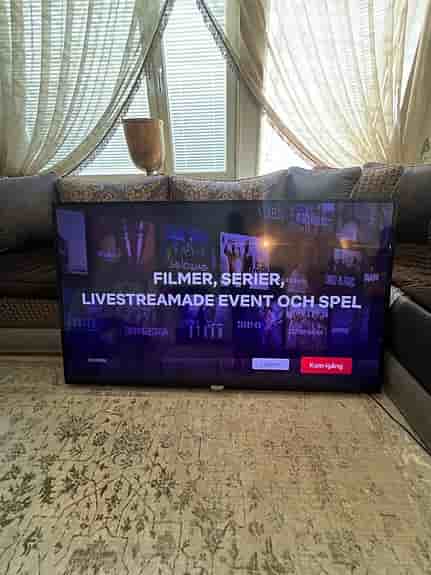 65" 4K Smart-TV + Soundbar & Sub