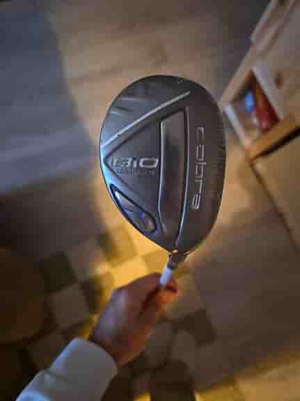 Cobra Bio cell 5 hybrid och Nike CPR fsirwaywood - dam