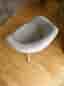 Beige / Benvit stol