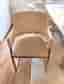 Lyxig matgrupp i beige & guld – modern design