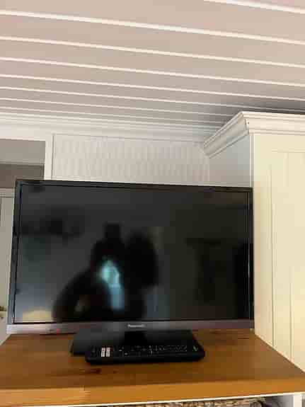 Panasonic TV-24S50AEZ 24" LED-TV svart