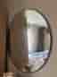 2 runda speglar en svart en guld 85 cm diameter