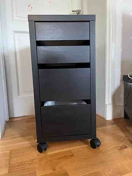 Micke - ikea byrå