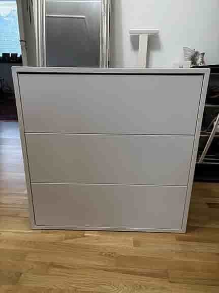 Nytt IKEA Byrå 1000 kr