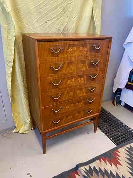 Antik Byrå, 1900 tal,